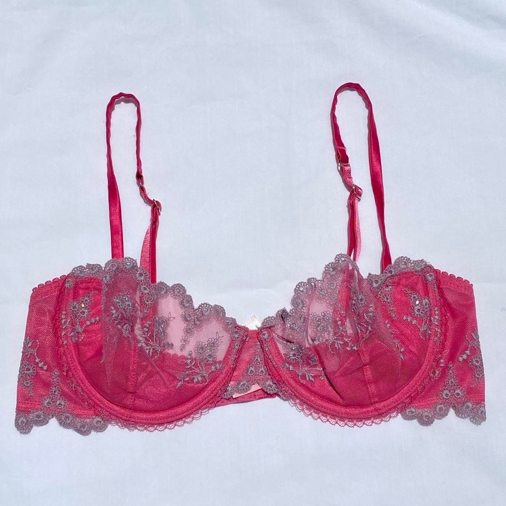 Victoria’s Secret bra